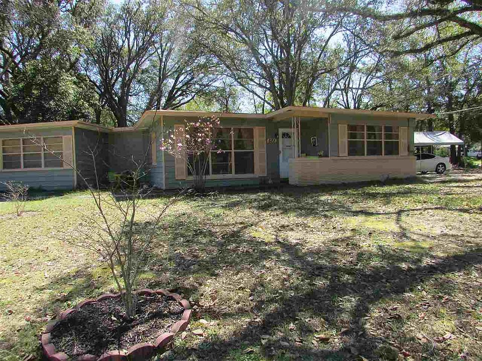1st image of 501 Edison Dr