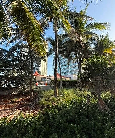 19201 Collins Ave #348 — Photo 27