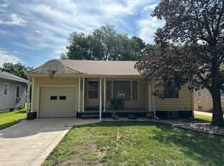 1208 Adams St, Great bend, KS 67530