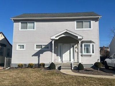 17569 Smith St, Riverview, MI, 48193