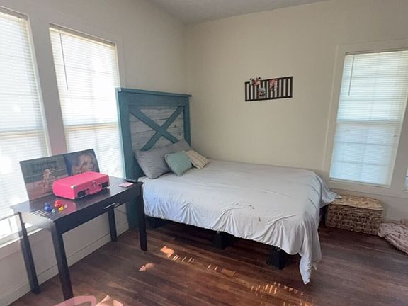 3rd image of 13675 S Us Highway 377 Unit 5