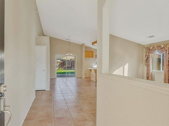 2nd image of 2437 Novi Dr