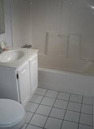 2nd image of 4433 Pershing Ave APT 103
