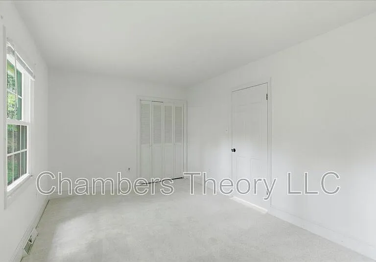 1436 Ironwood Dr — Photo 10