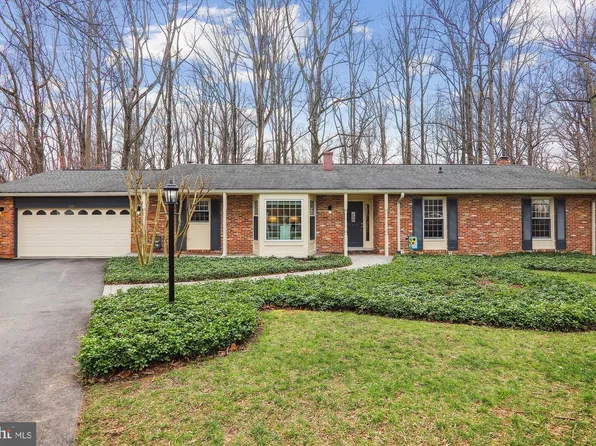 11700 Auth Ln, Silver Spring, MD 20902