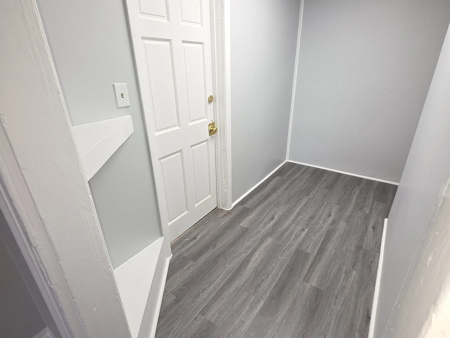 3 bed, 850 sqft, $1,595 — Photo 1