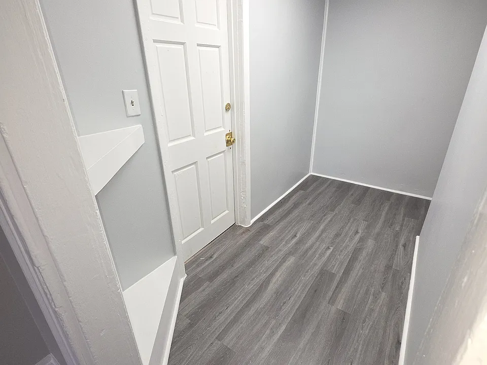 533 Broadway #5