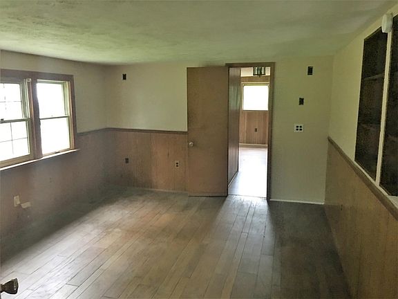 4th image of 32 Counterfeit Way