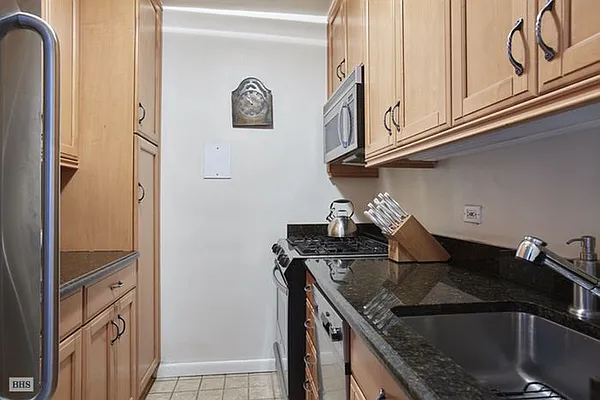 Sold by Brown Harris Stevens | media 25