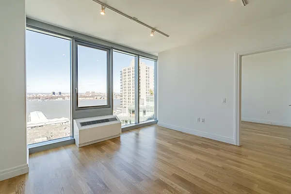 Rented by Mirador Real Estate | media 8