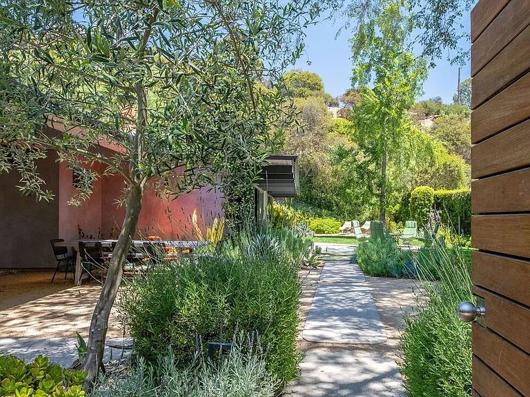 8967 Wonderland Park Ave — Photo 45