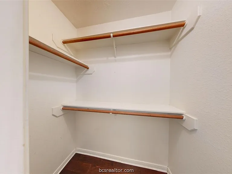 915 Bougainvillea St — Photo 29
