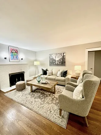 8315 Potomac Ave — Photo 19