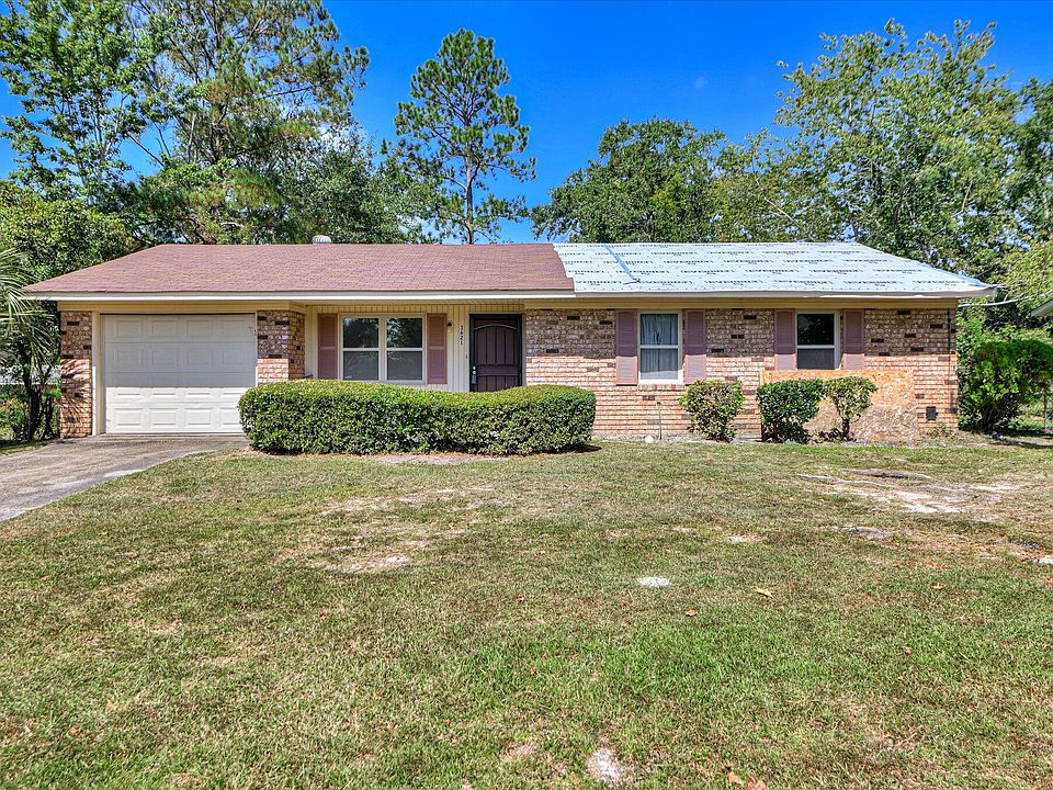 1st image of 3621 Columbine Dr