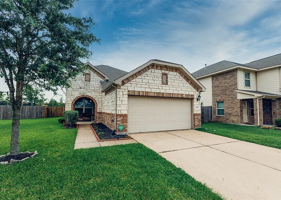 1st image of 10907 Brittan Leaf Ln