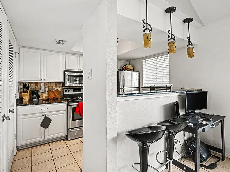 248 Jefferson Pkwy — Photo 11