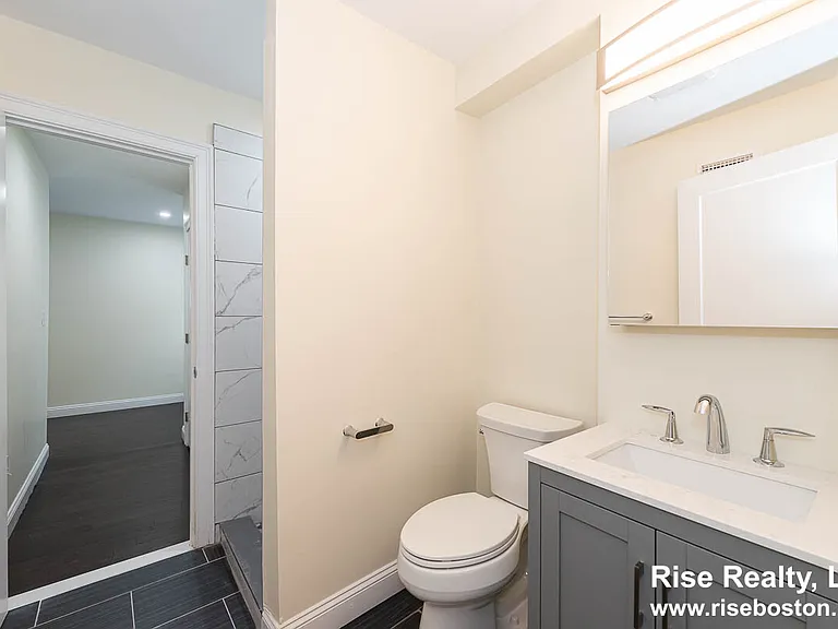 10 Marion St #1 — Photo 4