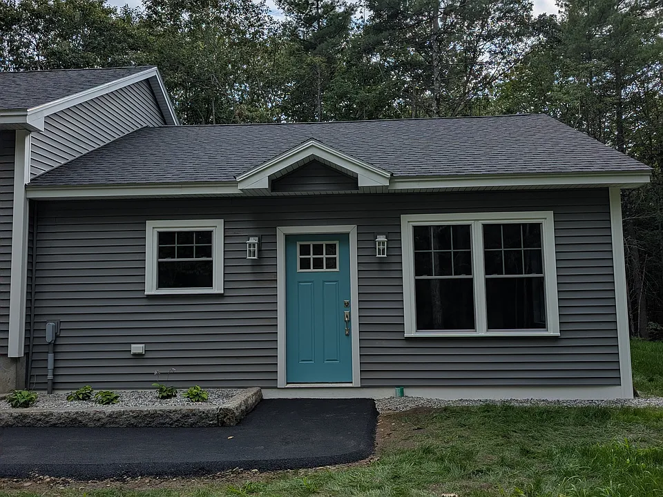 44 Papoose Dr