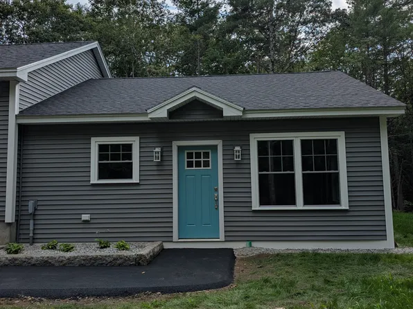 44 Papoose Dr, Biddeford, ME 04005