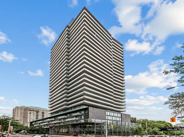 1815 Yonge St #407, Toronto, ON M4T 2A4