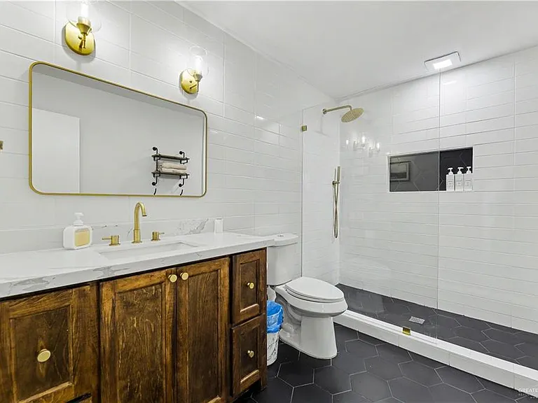 1313 Z Ave #Y — Photo 16