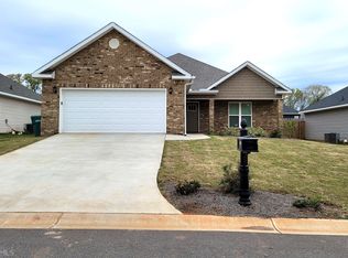 160 Hawks Ridge Trce, Byron, GA 31008