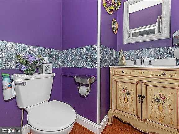 Full bathroom