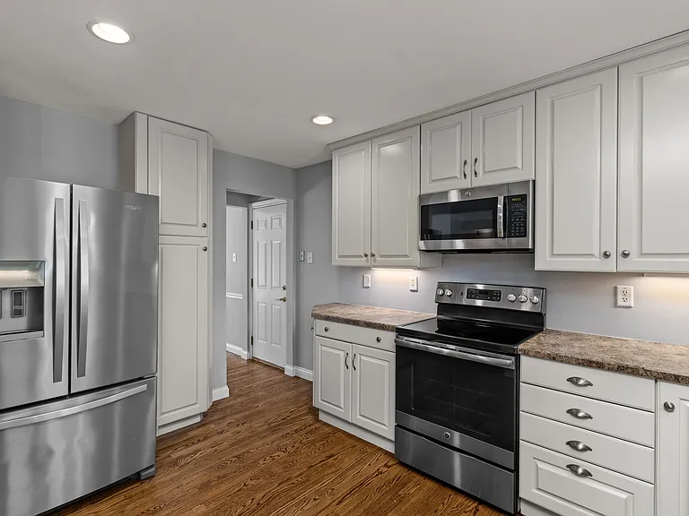 2332 Cleek Ct — Photo 14