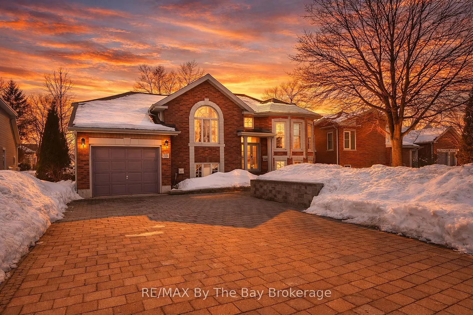 437 Ramblewood Dr photo 1