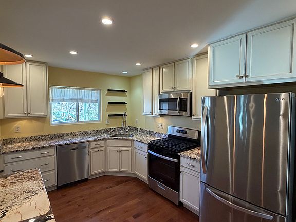 2nd image of 9901 Harwich Dr