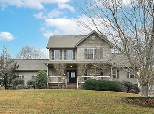17 Kentworth Ct, Taylors, SC 29687
