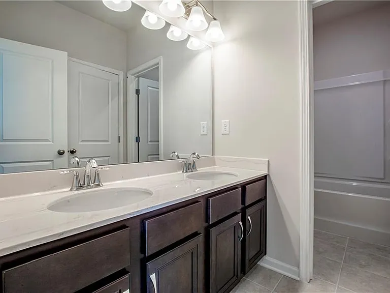 1662 Mountain Top Ln — Photo 28