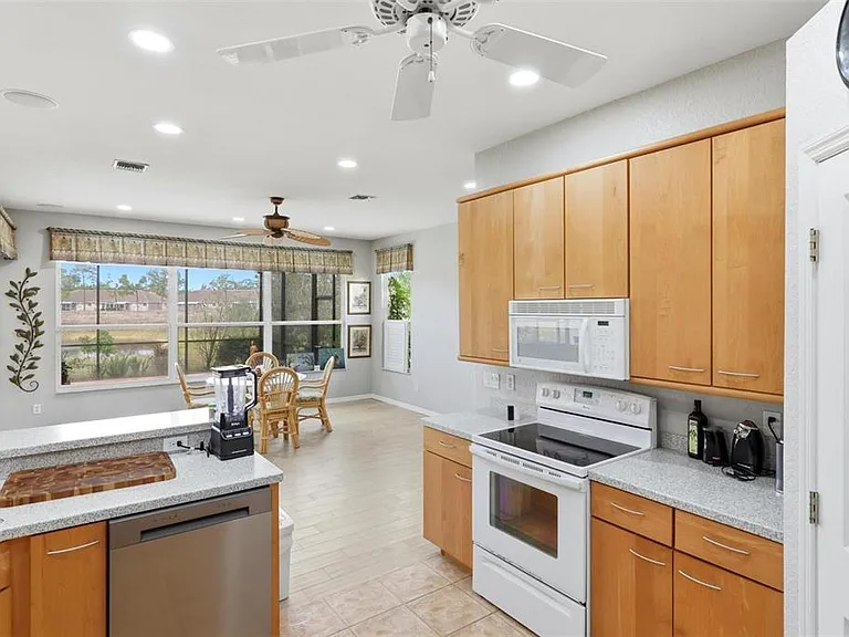 2499 Silver Palm Rd — Photo 39