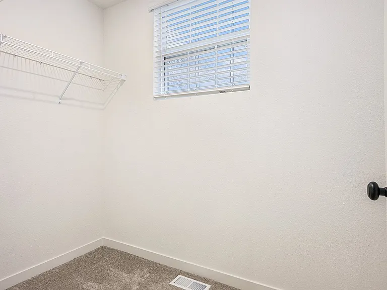 1835 Kingfisher Cir — Photo 11