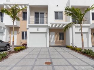 10219 NW 72nd Ter, Doral, FL 33178