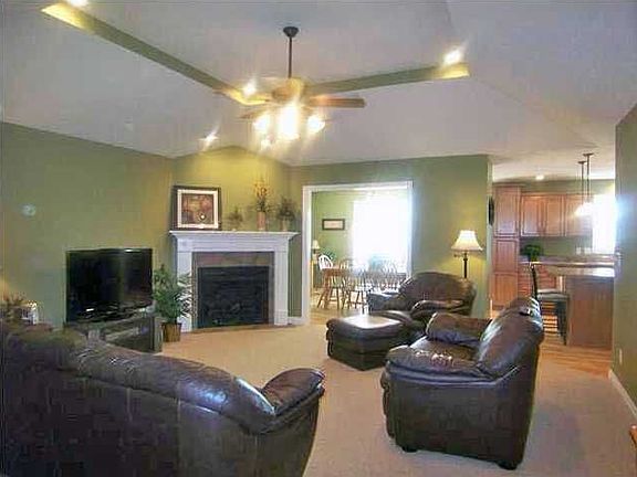 4th image of 4374 W Cypress Dr