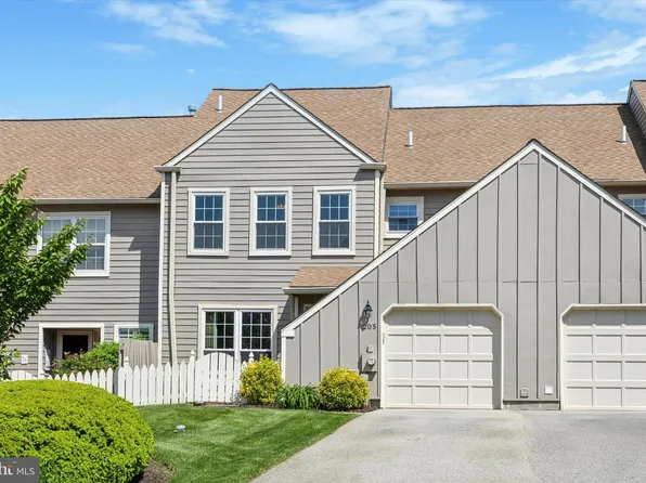 205 Copper Beech Dr, Blue Bell, PA 19422