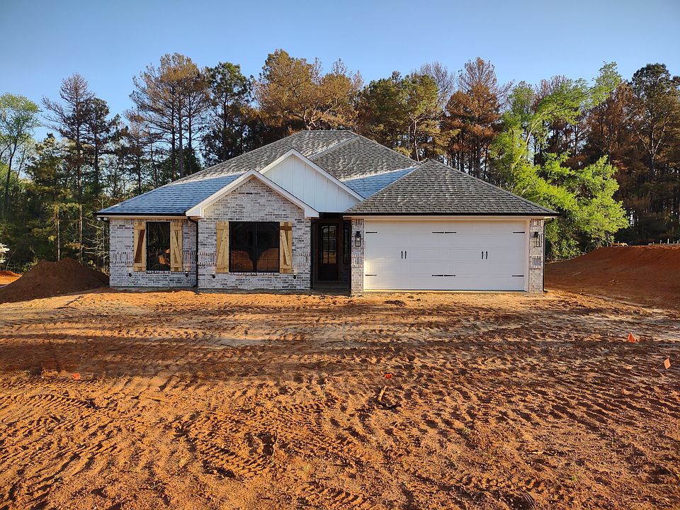 1st image of 18323 Timber Oaks Dr