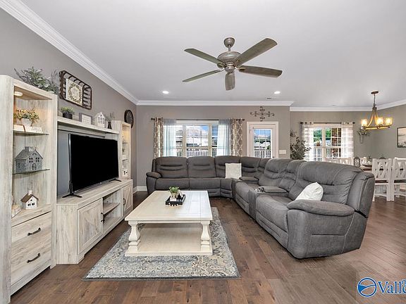4th image of 234 Somer Bridge Dr