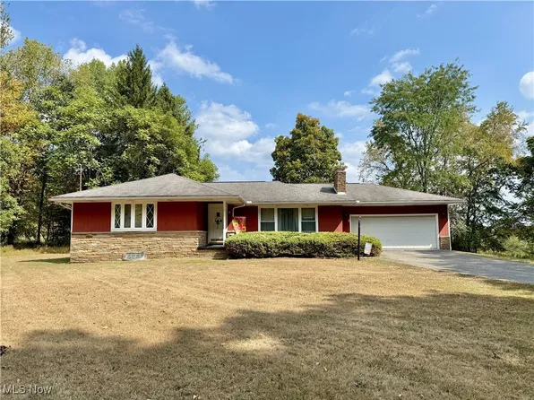 4878 Wylie Ridge Rd, New Cumberland, WV 26047