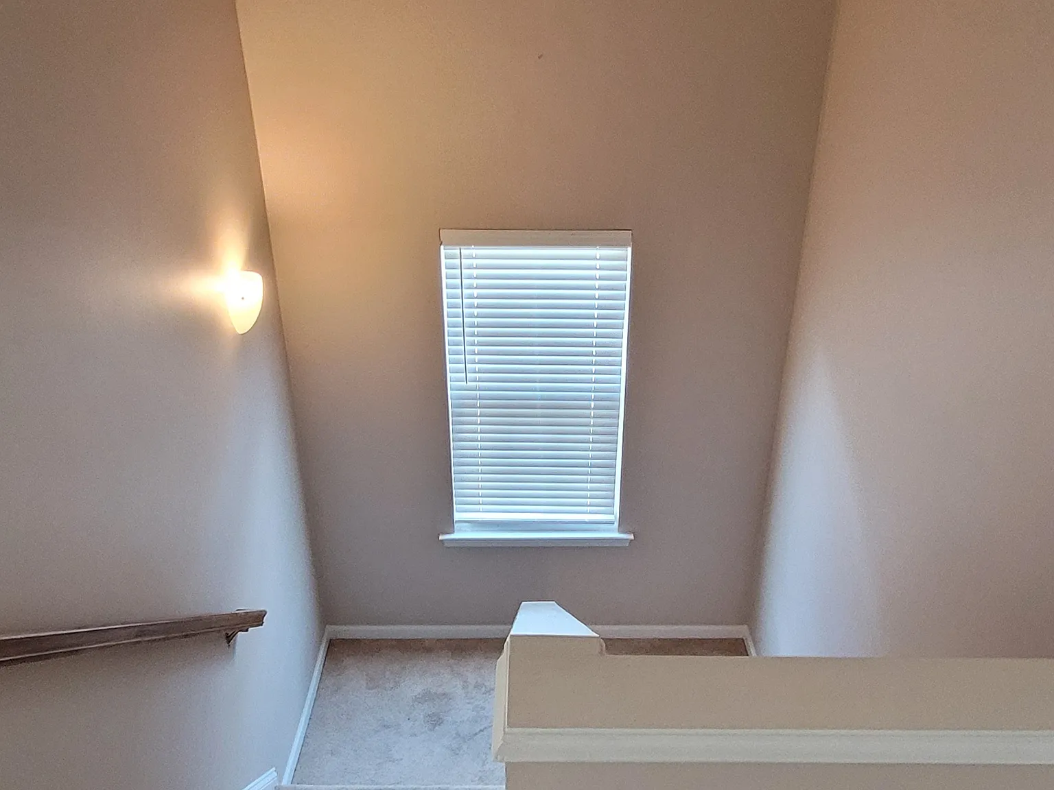 4 bed, 2.5 bath, 2291 sqft, $1,995 — Photo 3