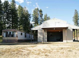 42710 N Boundary Rd, Elk, WA 99009