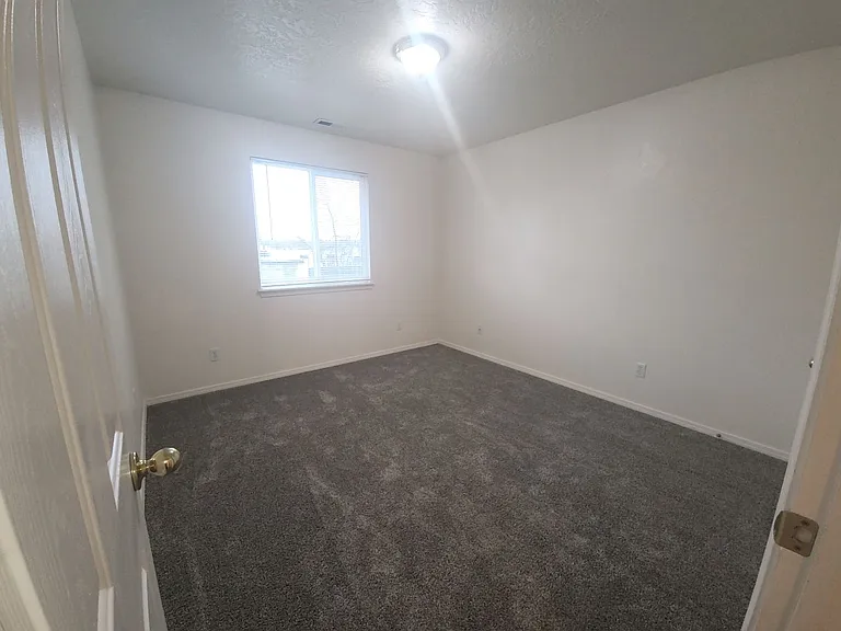 1700 S Piney Creek Rd — Photo 10