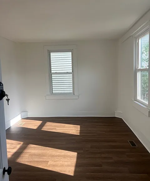 220 N Front St #7 — Photo 1