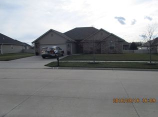 319 Ryefield Rdg, Columbia, MO 65203