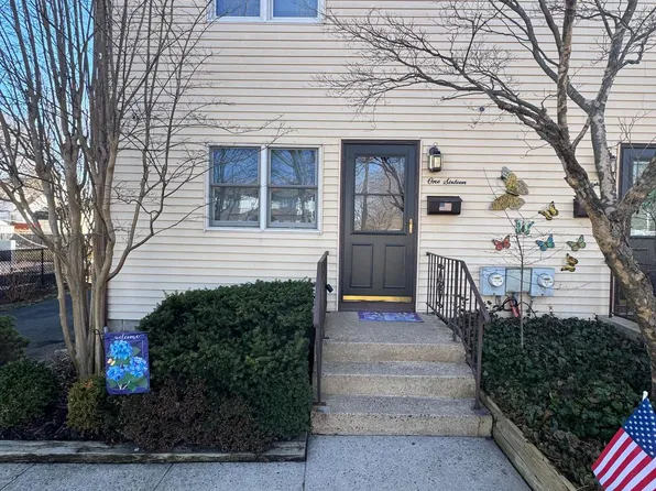 116 Reeger Ave, Trenton, NJ 08610