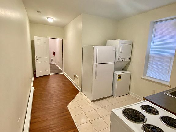 5th image of 1711 W Venango St #1R