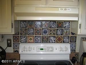 5th image of 10248 N 86th St