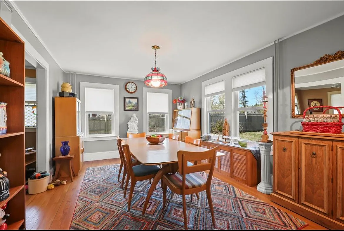 3 bed, 1.5 bath, 1455 sqft, $3,450 — Photo 4