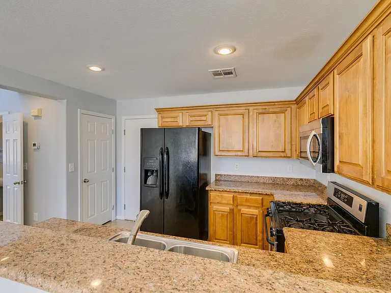 8424 Walker Gardens Pl — Photo 26